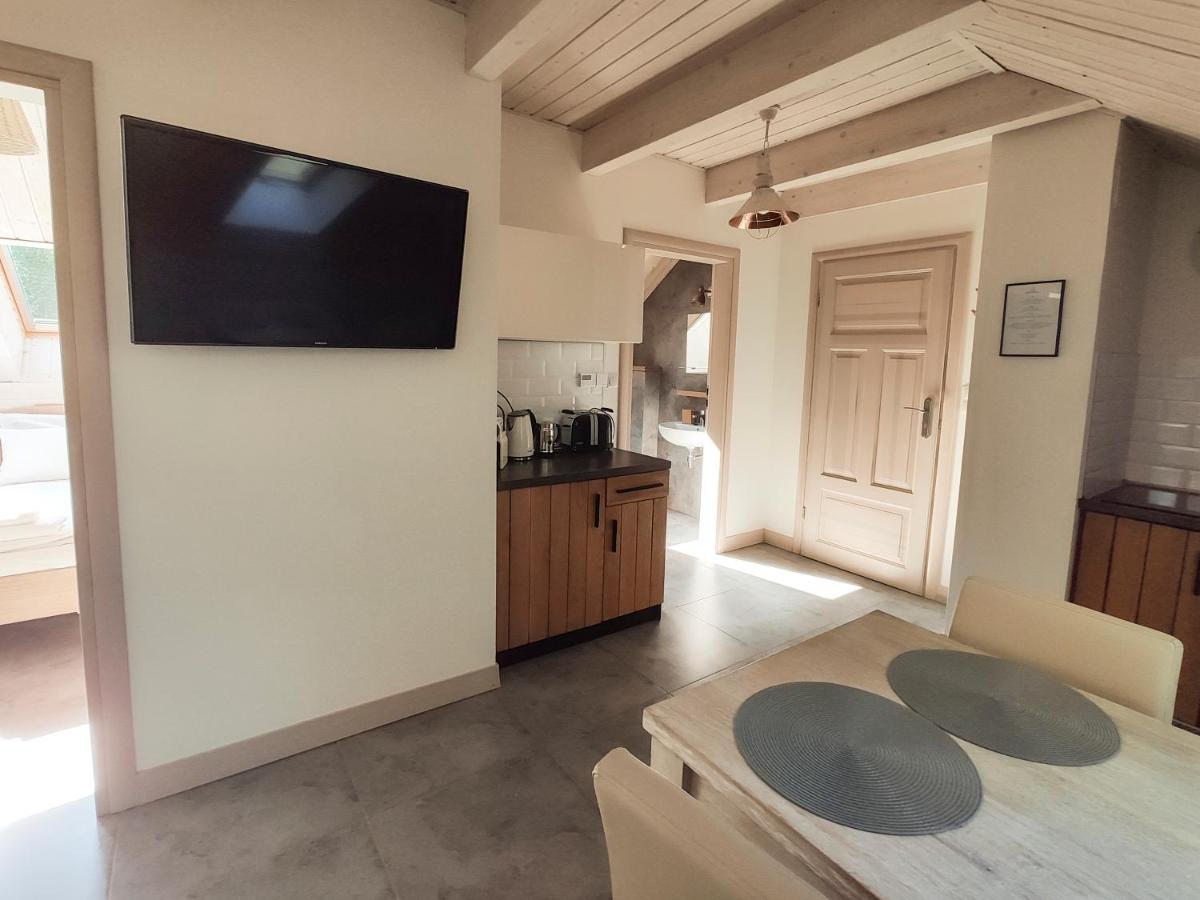 Mazursko - Komfortowe Apartamenty Nad Jeziorem, Sauna, Kominki Na Parterze كريتويني المظهر الخارجي الصورة