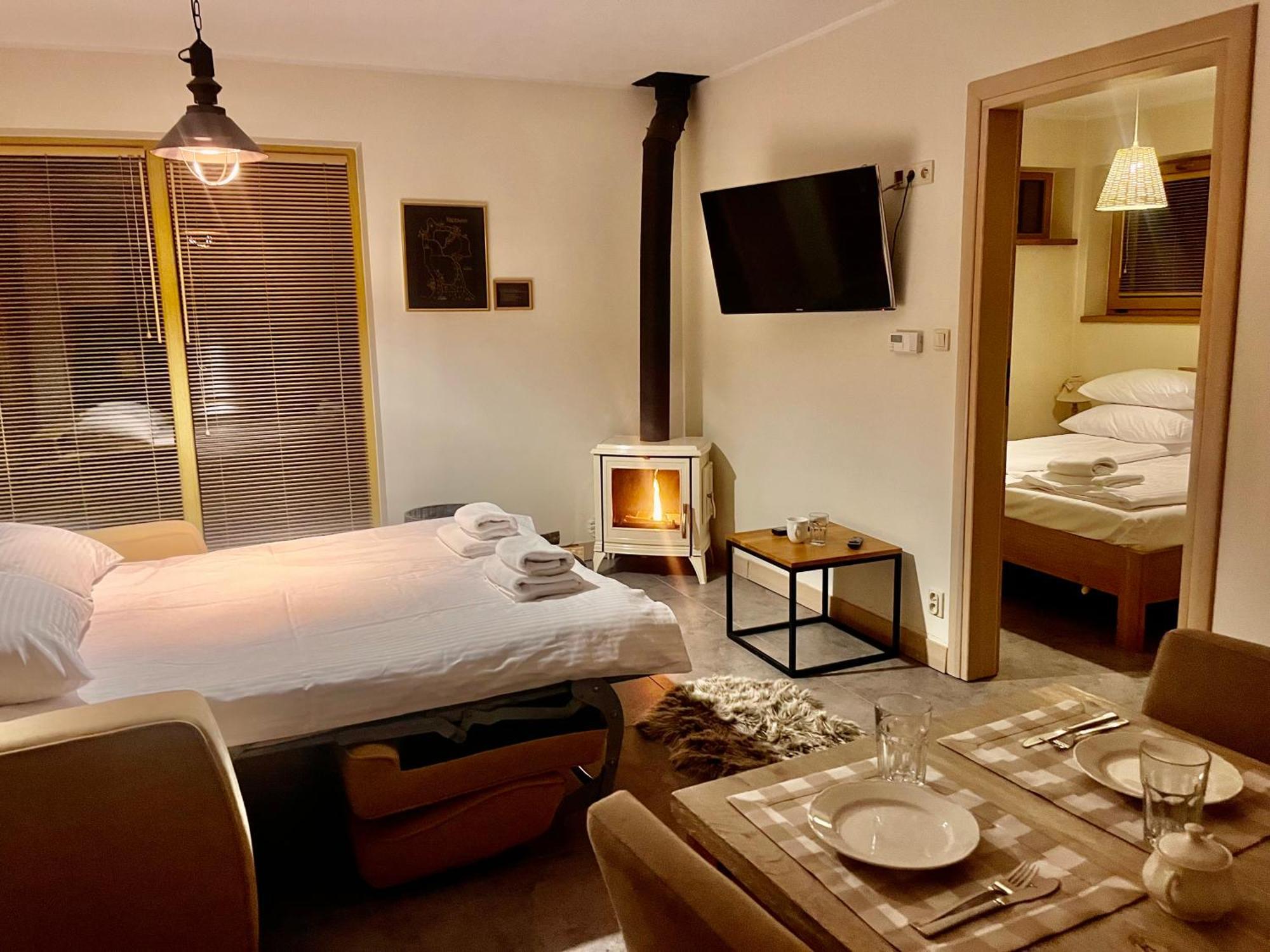 Mazursko - Komfortowe Apartamenty Nad Jeziorem, Sauna, Kominki Na Parterze كريتويني المظهر الخارجي الصورة