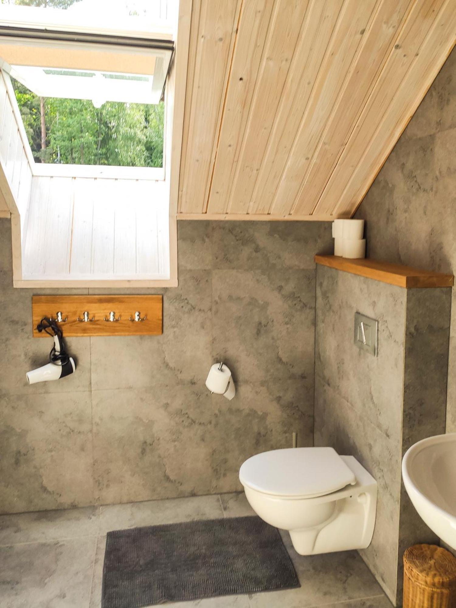 Mazursko - Komfortowe Apartamenty Nad Jeziorem, Sauna, Kominki Na Parterze كريتويني الغرفة الصورة